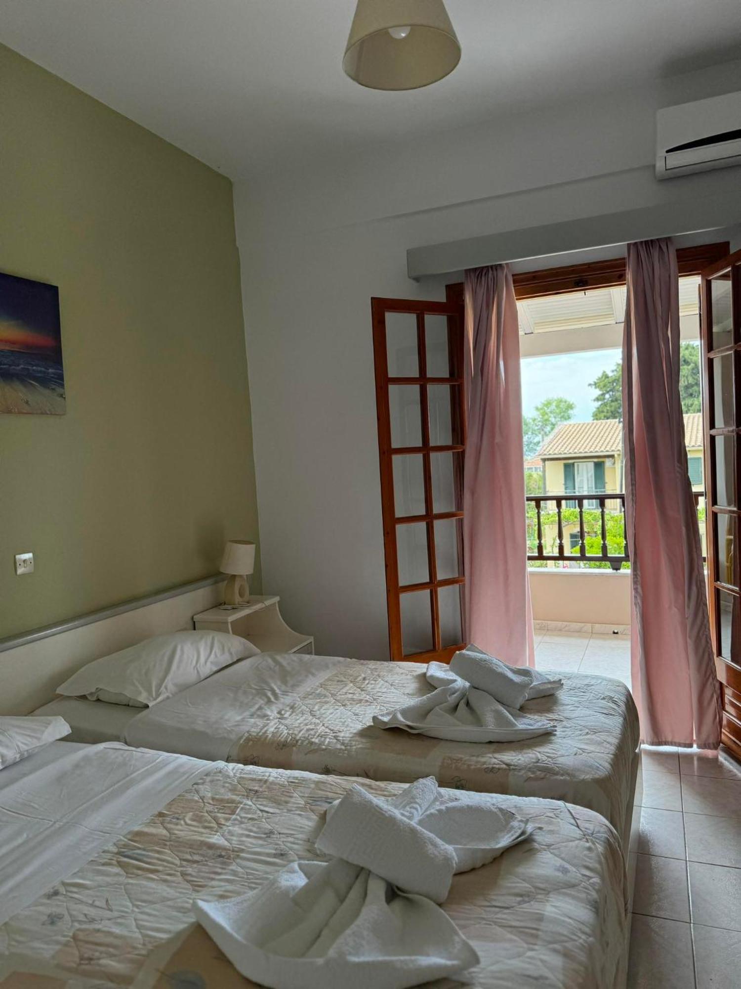Villa Sofia Acharavi  Exterior photo